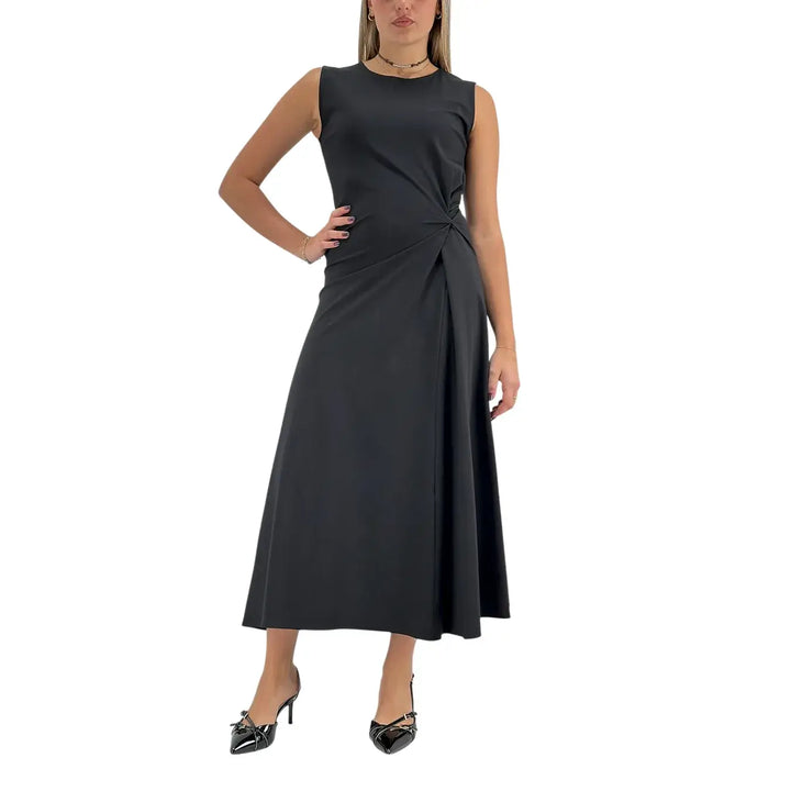 Bassini Abito Donna Nero Lungo Smanicato con Drappeggio Laterale e Scollo Giro