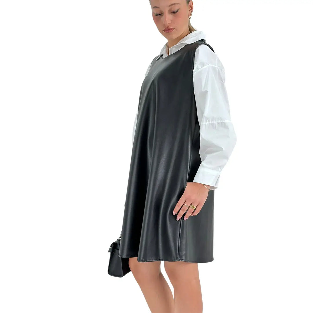 Bassini Abito Donna in Ecopelle Nero Smanicato Oversize a Trapezio con Scollo a Barca e Tasche Laterali