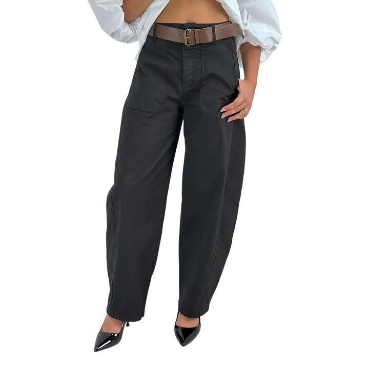 Bassini Pantaloni Donna Neri Oversize Modello a Banana con Tasche a Toppa e Cintura in Ecopelle