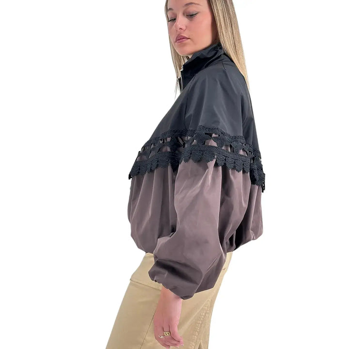 Bassini Bomber Donna Cioccolato Oversize con Inserti in Pizzo Nero e Polsini a Sbuffo