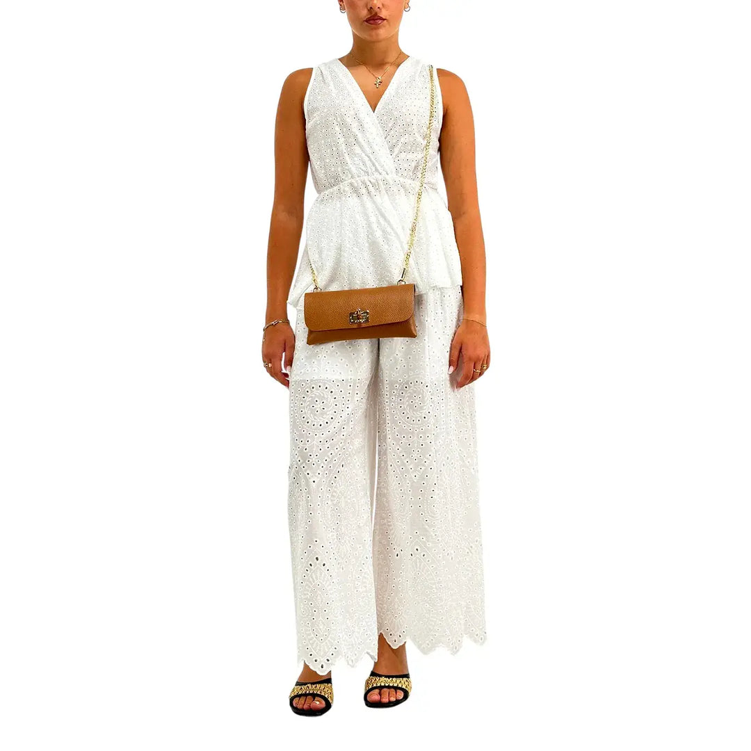 Bassini Top Donna Bianco in Sangallo con Scollo a V e Modello Smanicato in Cotone