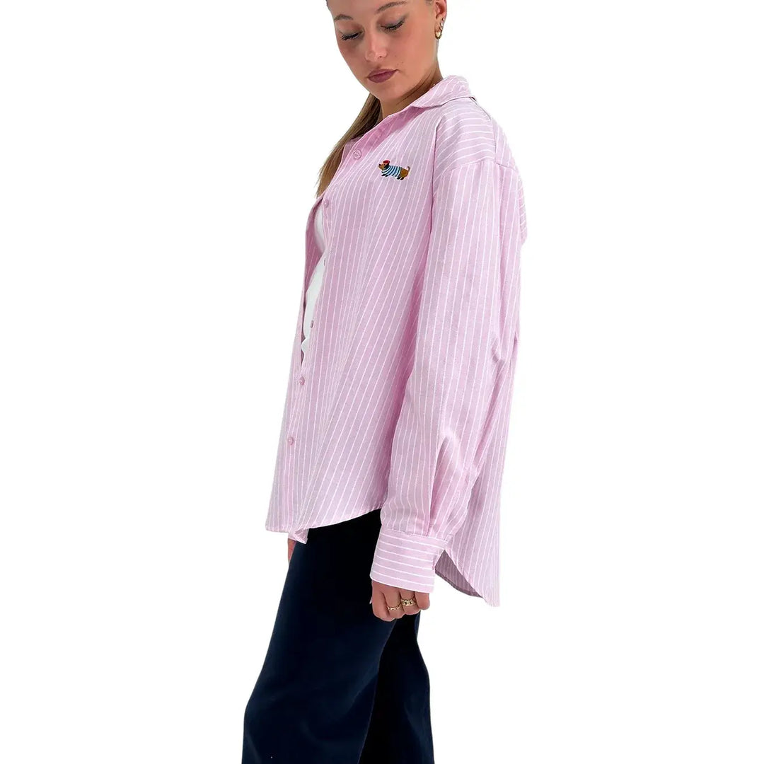 Bassini Camicia Donna Rosa Gessata Oversize con Bassotto Ricamato e Canotta Bianca Inclusa