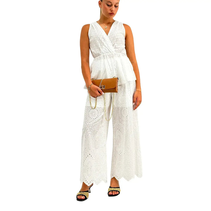 Bassini Top Donna Bianco in Sangallo con Scollo a V e Modello Smanicato in Cotone
