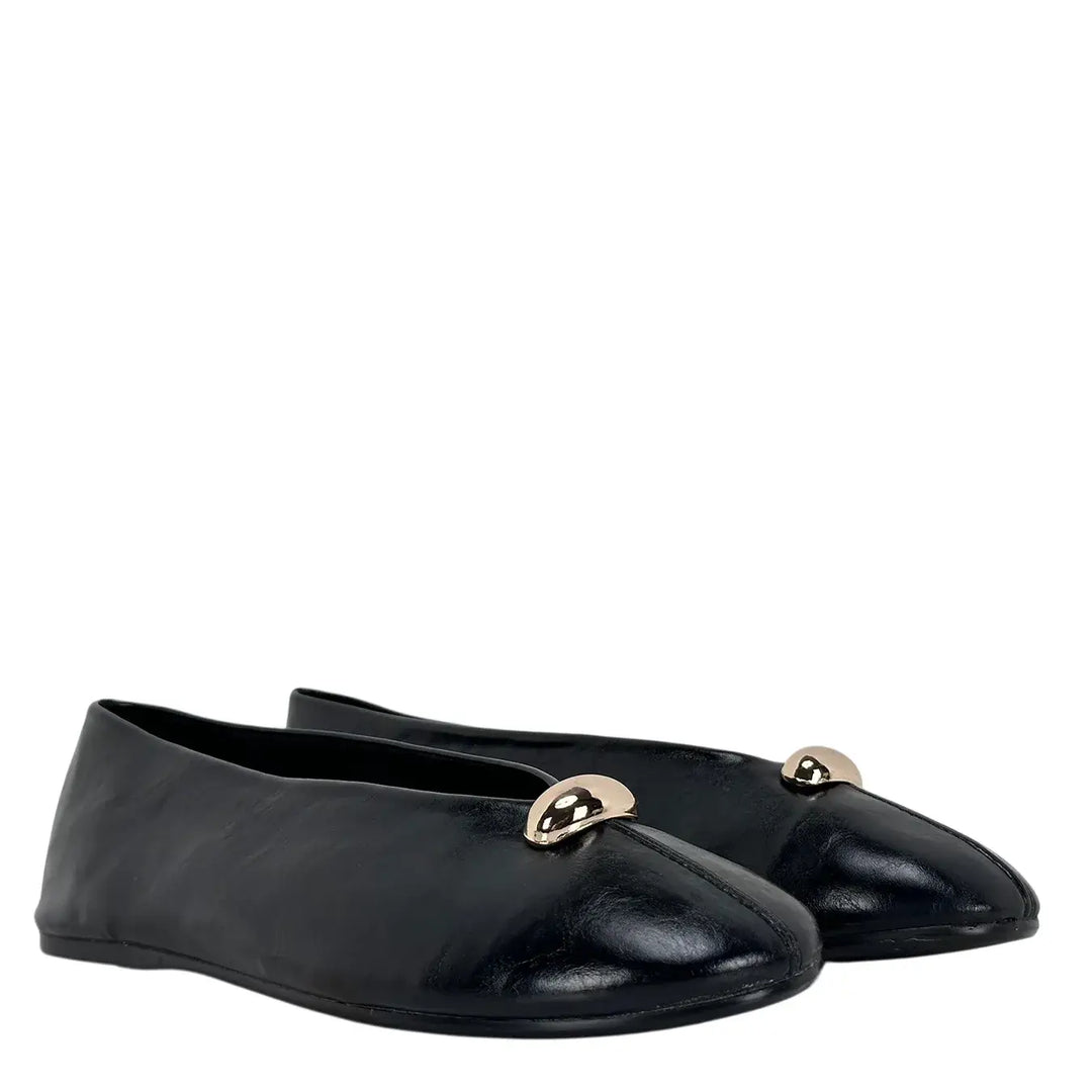 Bassini Ballerine Donna Nere in Ecopelle Effetto Used con Punta Tonda e Accessorio Oro