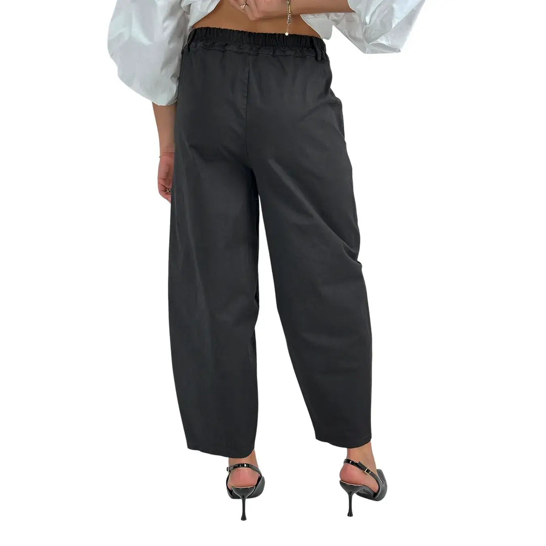 Bassini Pantaloni Donna Modello a Banana Oversize in Tessuto Elasticizzato Nero con Elastico in Vita