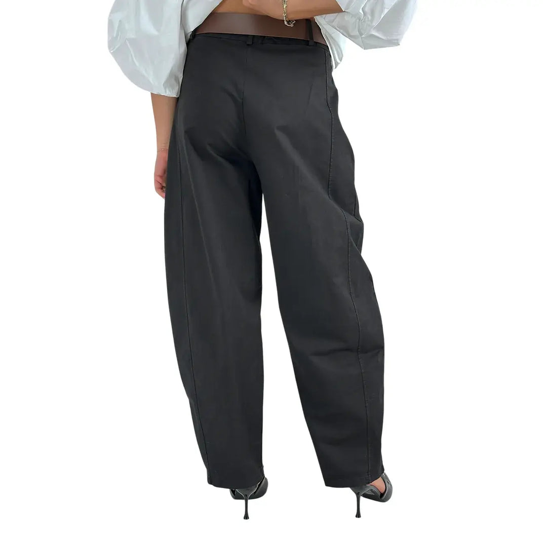 Bassini Pantaloni Donna Neri Oversize Modello a Banana con Tasche a Toppa e Cintura in Ecopelle