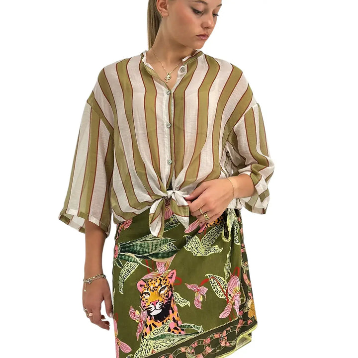 Bassini Camicia Donna Verde a Righe con Nodo Frontale, Collo Coreano e Maniche Corte