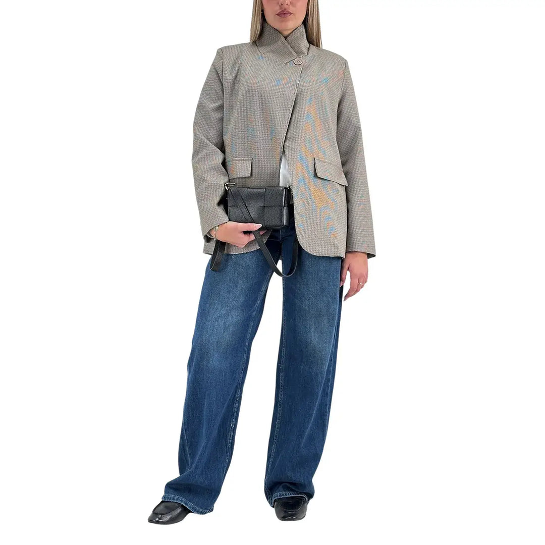 Bassini Giacca Donna Beige Pied de Poule con Chiusura Asimmetrica a Un Bottone e Tasche con Patta