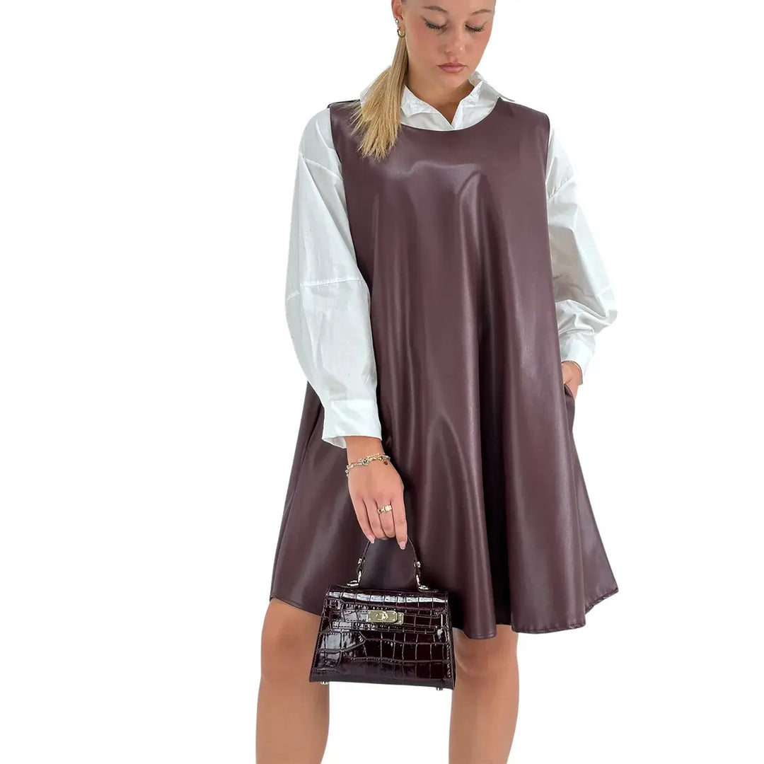 Bassini Abito Donna in Ecopelle Vino Smanicato Oversize a Trapezio con Scollo a Barca e Tasche Laterali