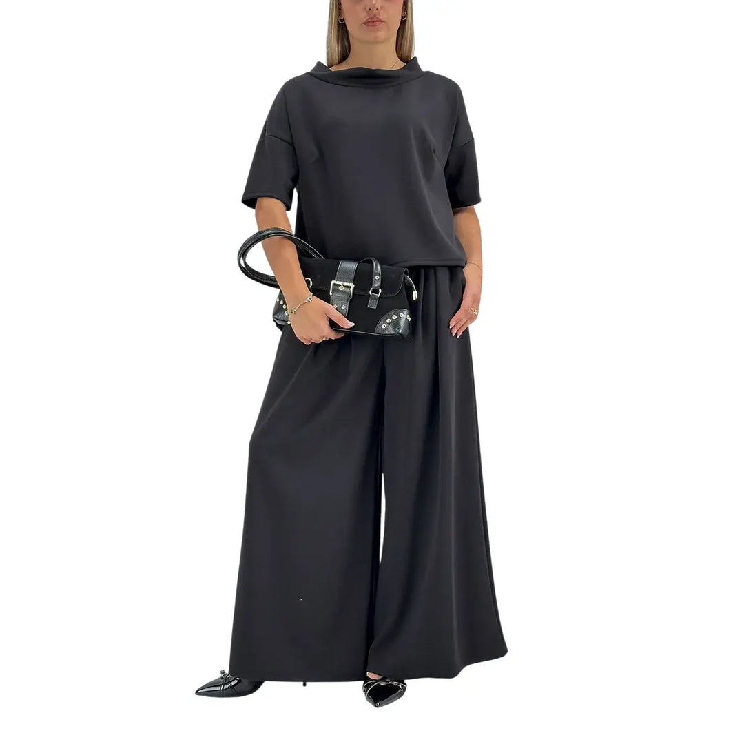 Bassini Felpa Donna Nera Oversize con Scollo a Barca e Maniche Corte Raglan