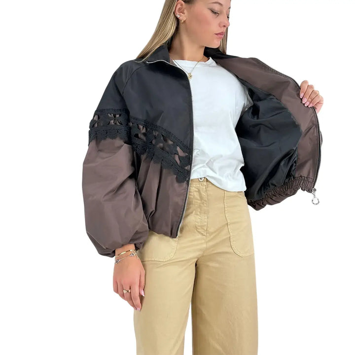 Bassini Bomber Donna Cioccolato Oversize con Inserti in Pizzo Nero e Polsini a Sbuffo