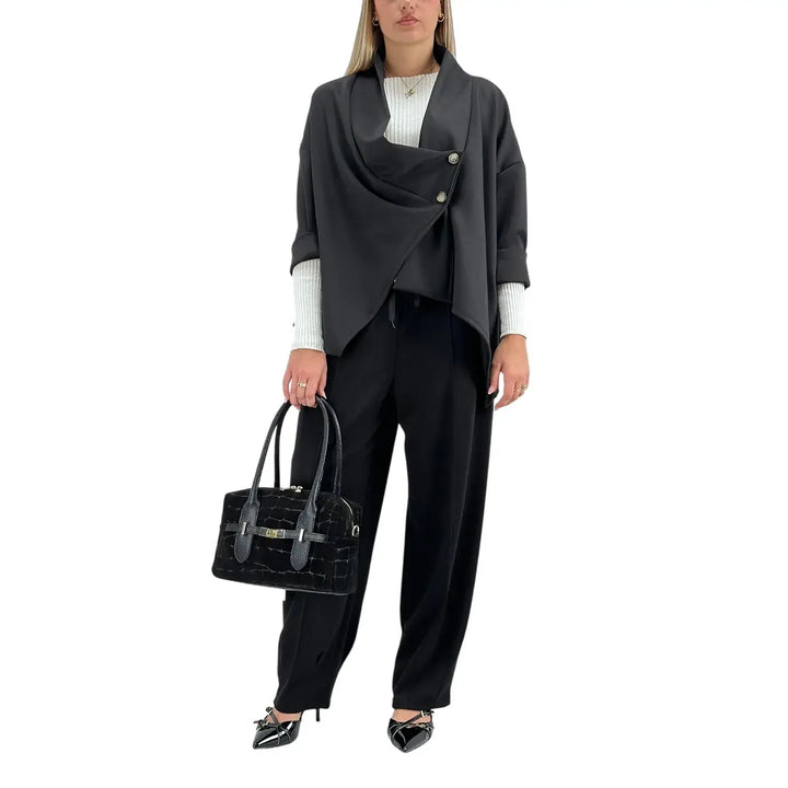 Bassini Giacca Donna Nera in Felpa Over Asimmetrica a Due Bottoni con Maniche Raglan
