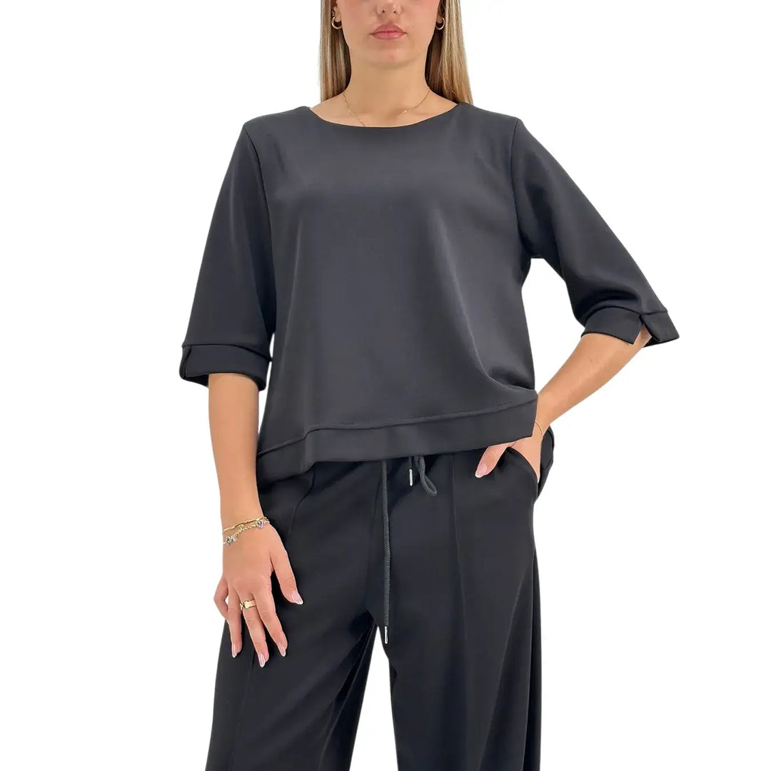 Bassini Felpa Donna Nera Oversize con Scollo a Barca e Maniche Tre Quarti