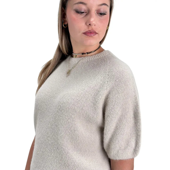 Bassini Maglia Donna Cipria Chiaro Girocollo Oversize con Maniche Corte Raglan e Orlo a Costine