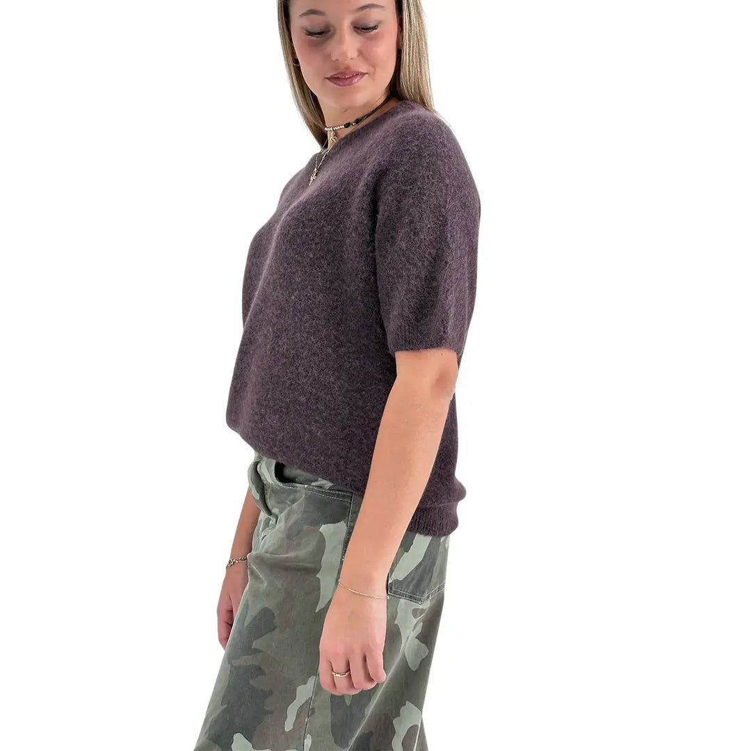 Bassini Maglia Donna Cioccolato Girocollo Oversize con Maniche Corte Raglan e Orlo a Costine
