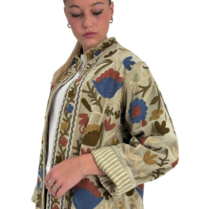 Bassini Giacca Donna Modello Suzani Verde in Velluto con Ricami Floreali Blu