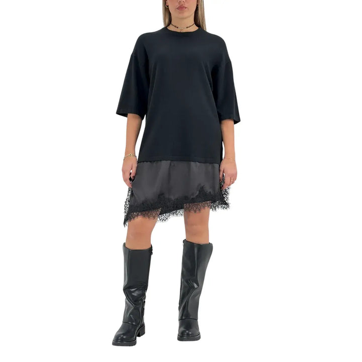 Bassini Abito Donna Nero in Maglia con Balza in Raso e Pizzo e Spacchi Laterali
